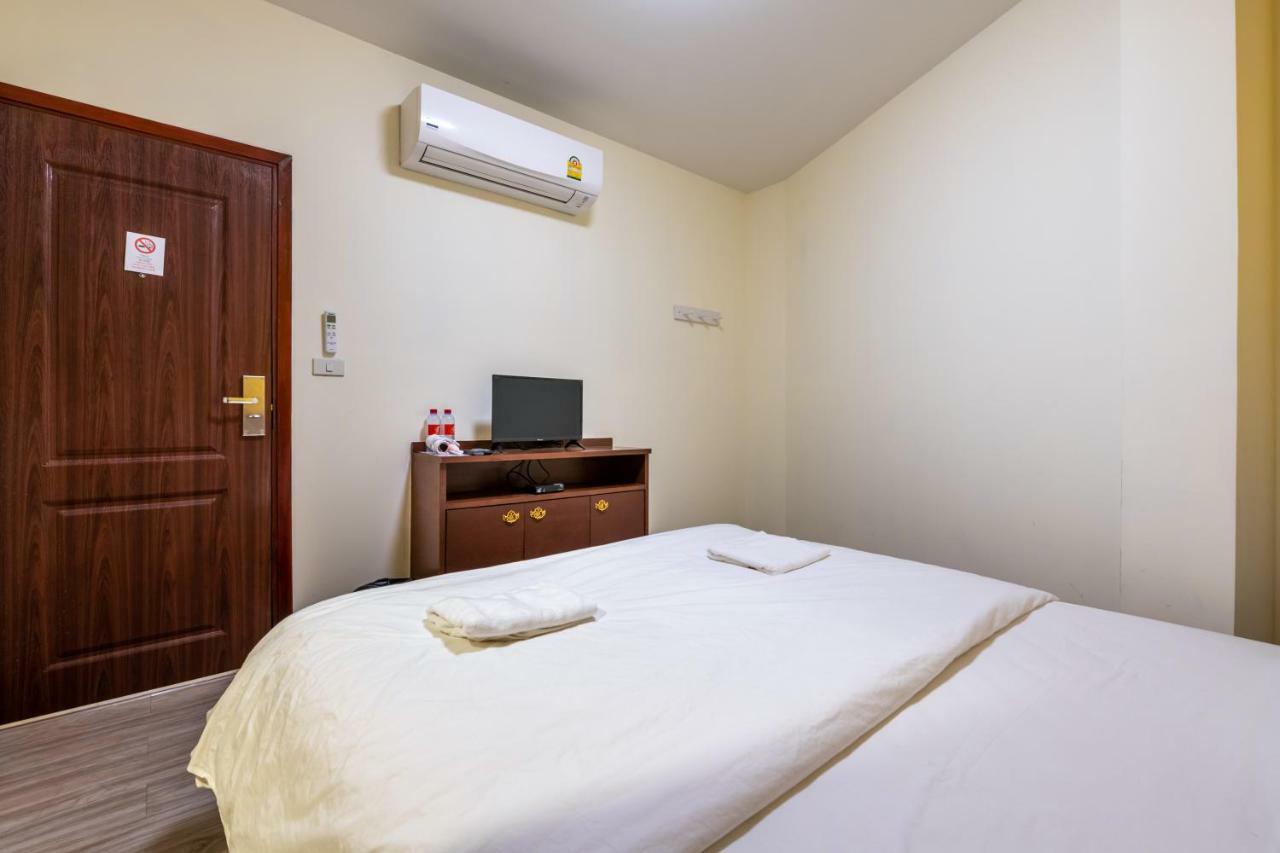 Scala Hostel Bangkok Exteriör bild