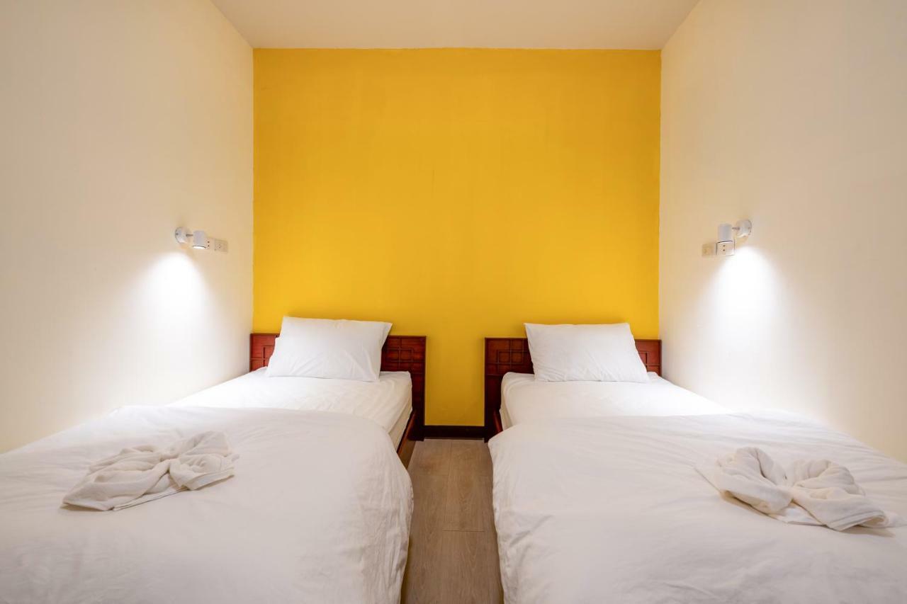 Scala Hostel Bangkok Exteriör bild